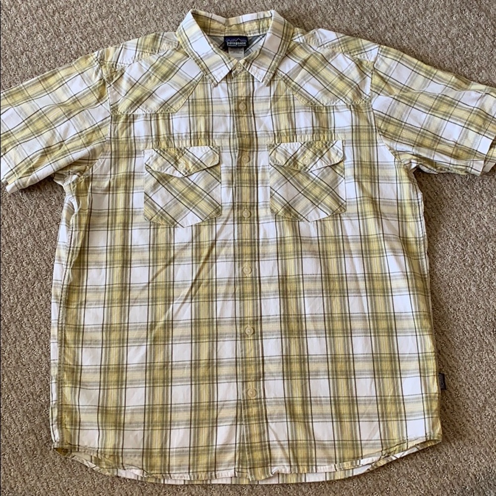 Patagonia men’s Three Trees button down, M